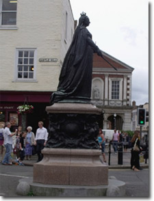 Estatua de la reina Victoria en Windsor