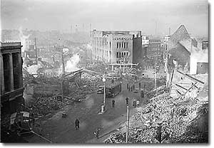 Centro de Londres después de los bombardeos