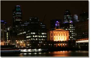 La City de Londres de noche