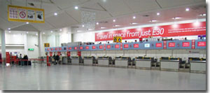 Zona de facturacion del terminal sur del aeropuerto de Gatwick